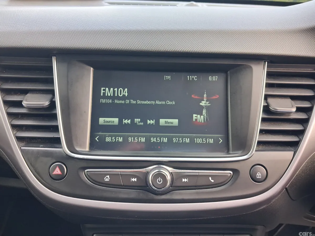 Opel Crossland SUV, Diesel, 2022, Grey