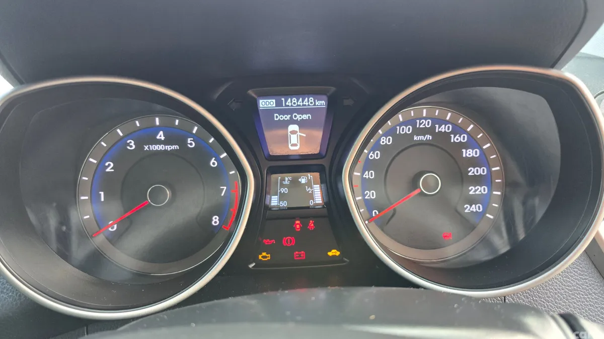 Hyundai i30 Hatchback, Petrol, 2013, White