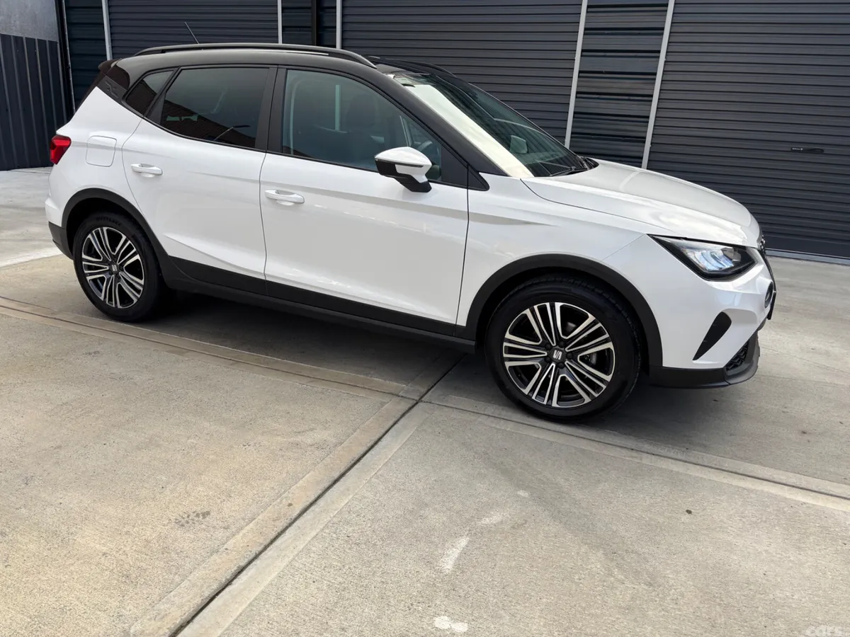SEAT Arona SUV, Petrol, 2024, White