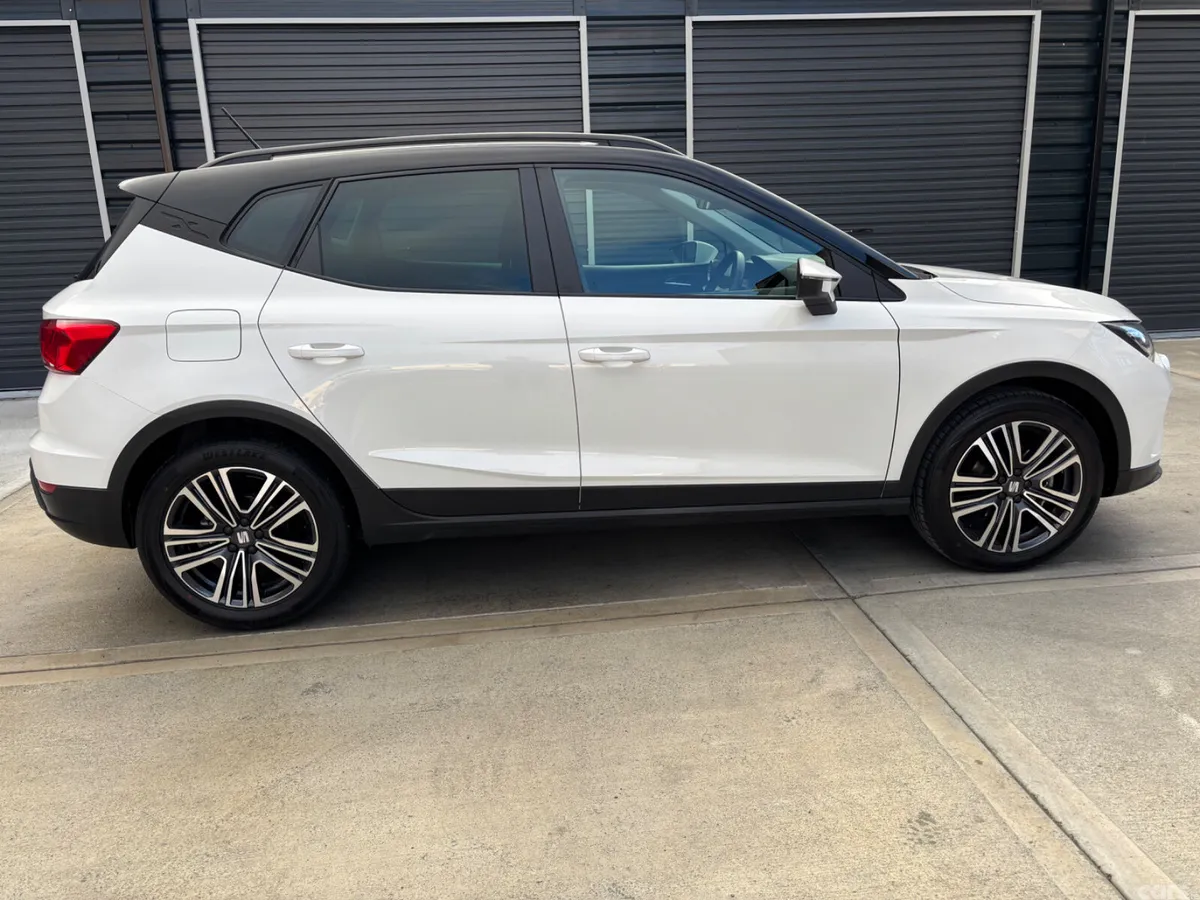 SEAT Arona SUV, Petrol, 2024, White