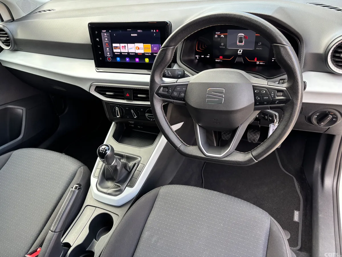 SEAT Arona SUV, Petrol, 2024, White