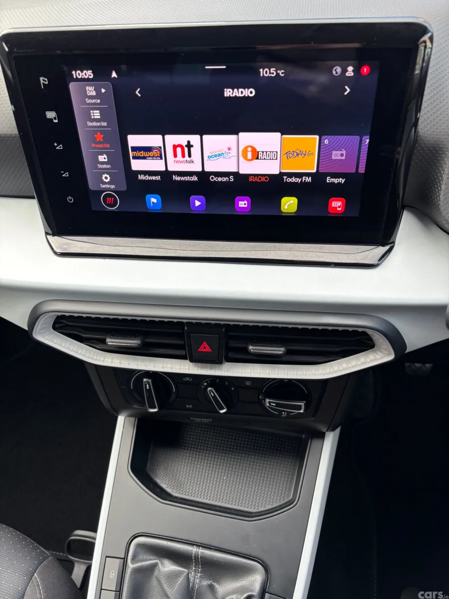 SEAT Arona SUV, Petrol, 2024, White
