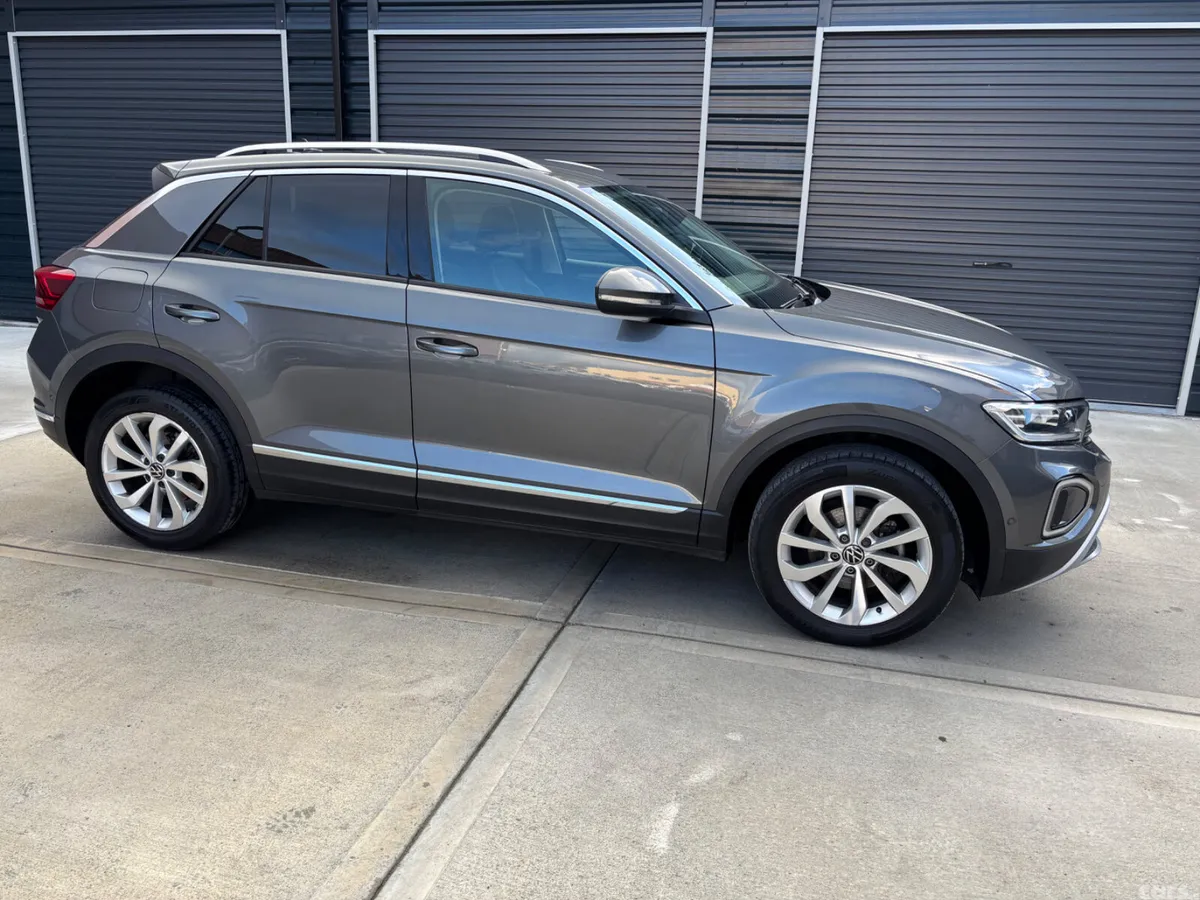 Volkswagen T-Roc SUV, Petrol, 2023, Grey