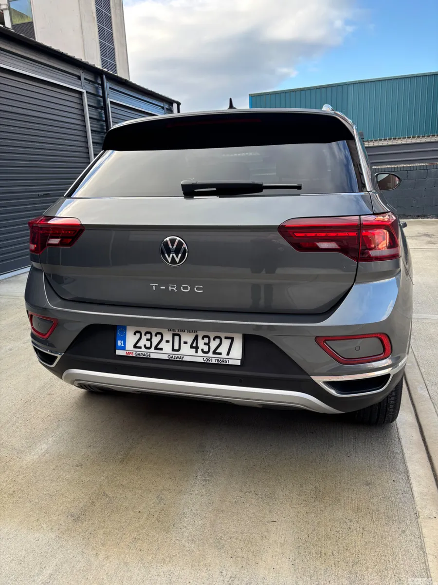 Volkswagen T-Roc SUV, Petrol, 2023, Grey