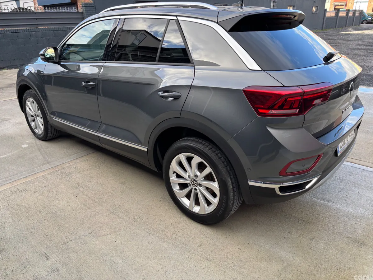 Volkswagen T-Roc SUV, Petrol, 2023, Grey