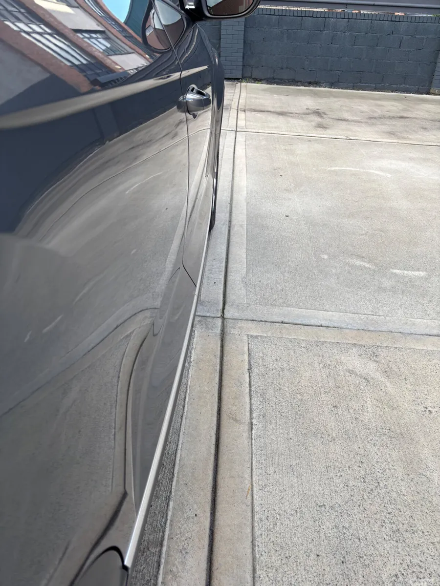Volkswagen T-Roc SUV, Petrol, 2023, Grey