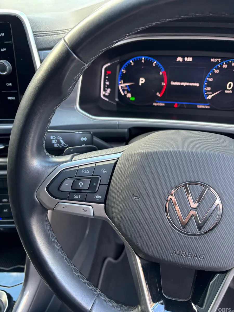 Volkswagen T-Roc SUV, Petrol, 2023, Grey