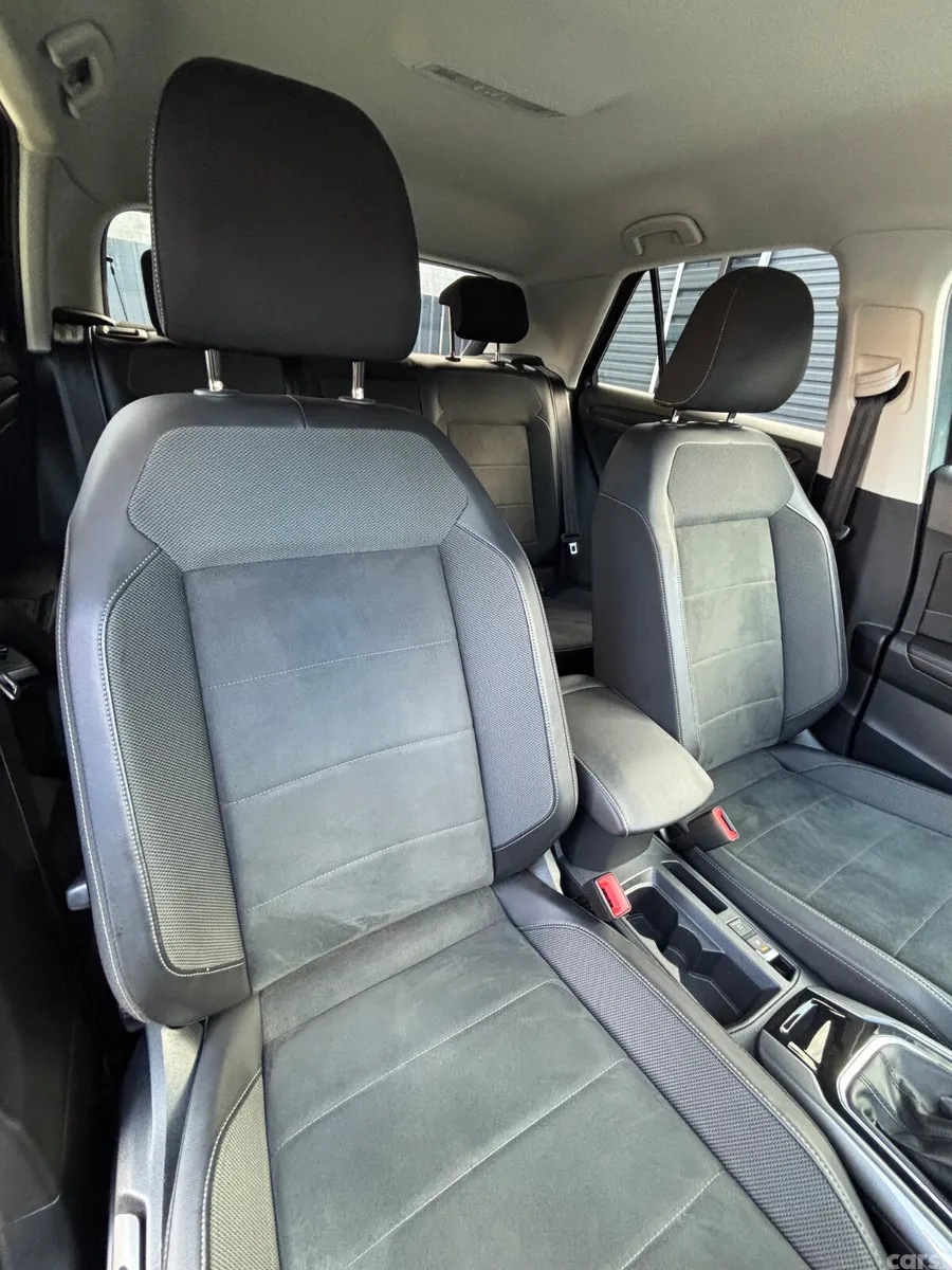 Volkswagen T-Roc SUV, Petrol, 2023, Grey