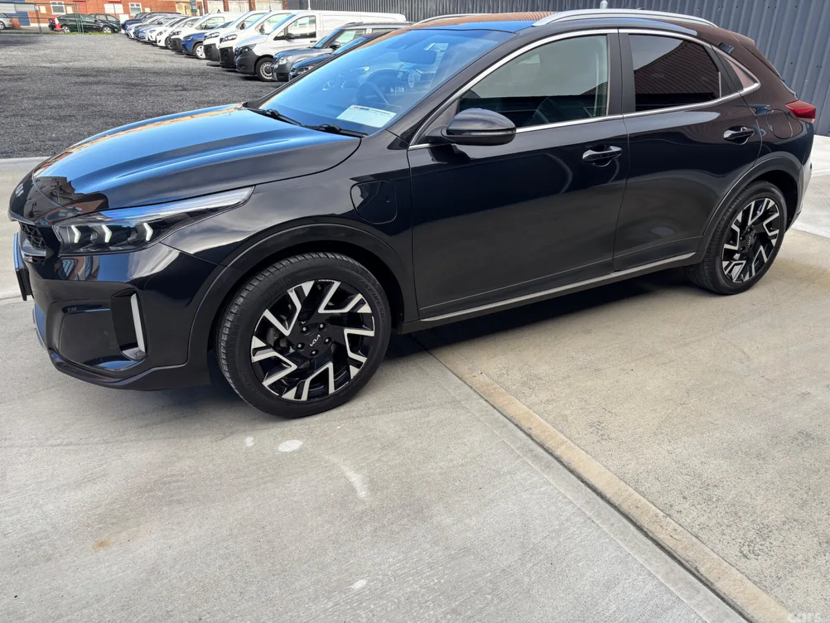 Kia XCeed Hatchback, Petrol Plug-in Hybrid, 2023, Black