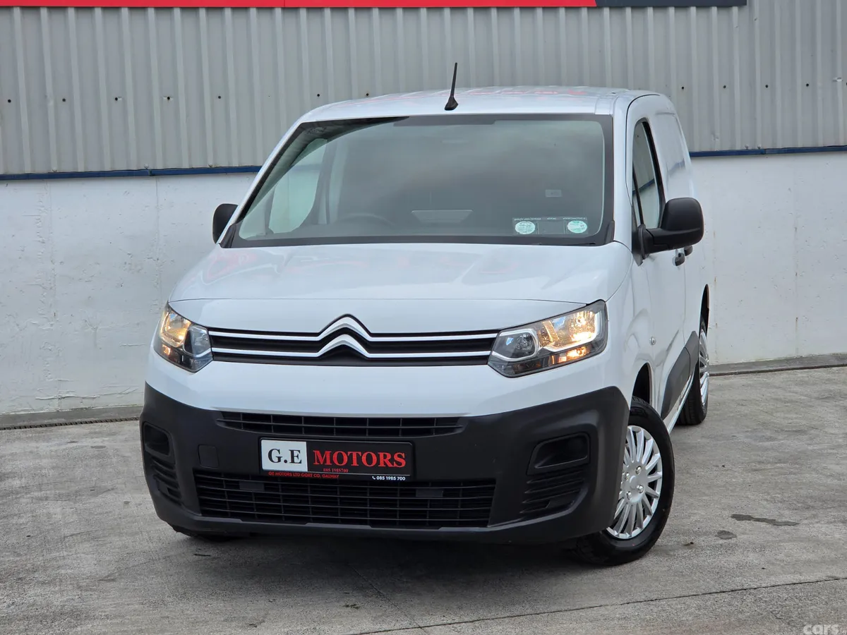 Citroen Berlingo MPV, Diesel, 2023, White