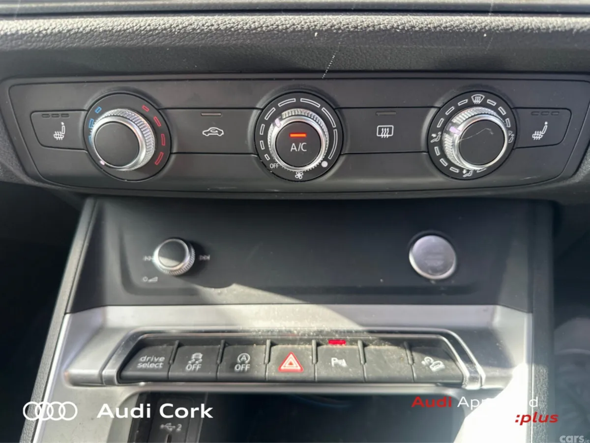 Audi Q3 Estate, Petrol, 2020, White