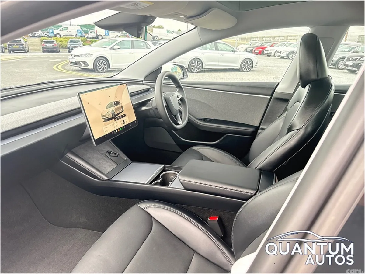 Tesla Model 3 Saloon, Electric, 2024, White