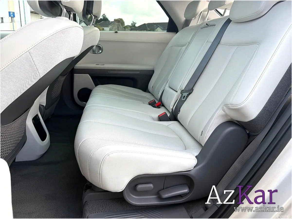 Hyundai IONIQ 5 Hatchback, Electric, 2023, Gold