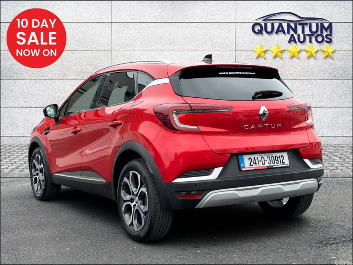 Renault Captur Hatchback, Petrol, 2024, Red