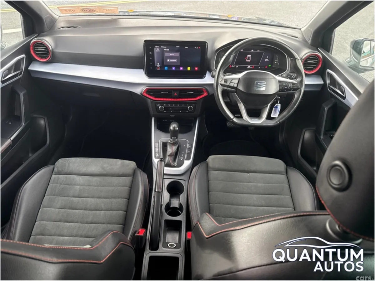 SEAT Arona Hatchback, Petrol, 2024, Grey