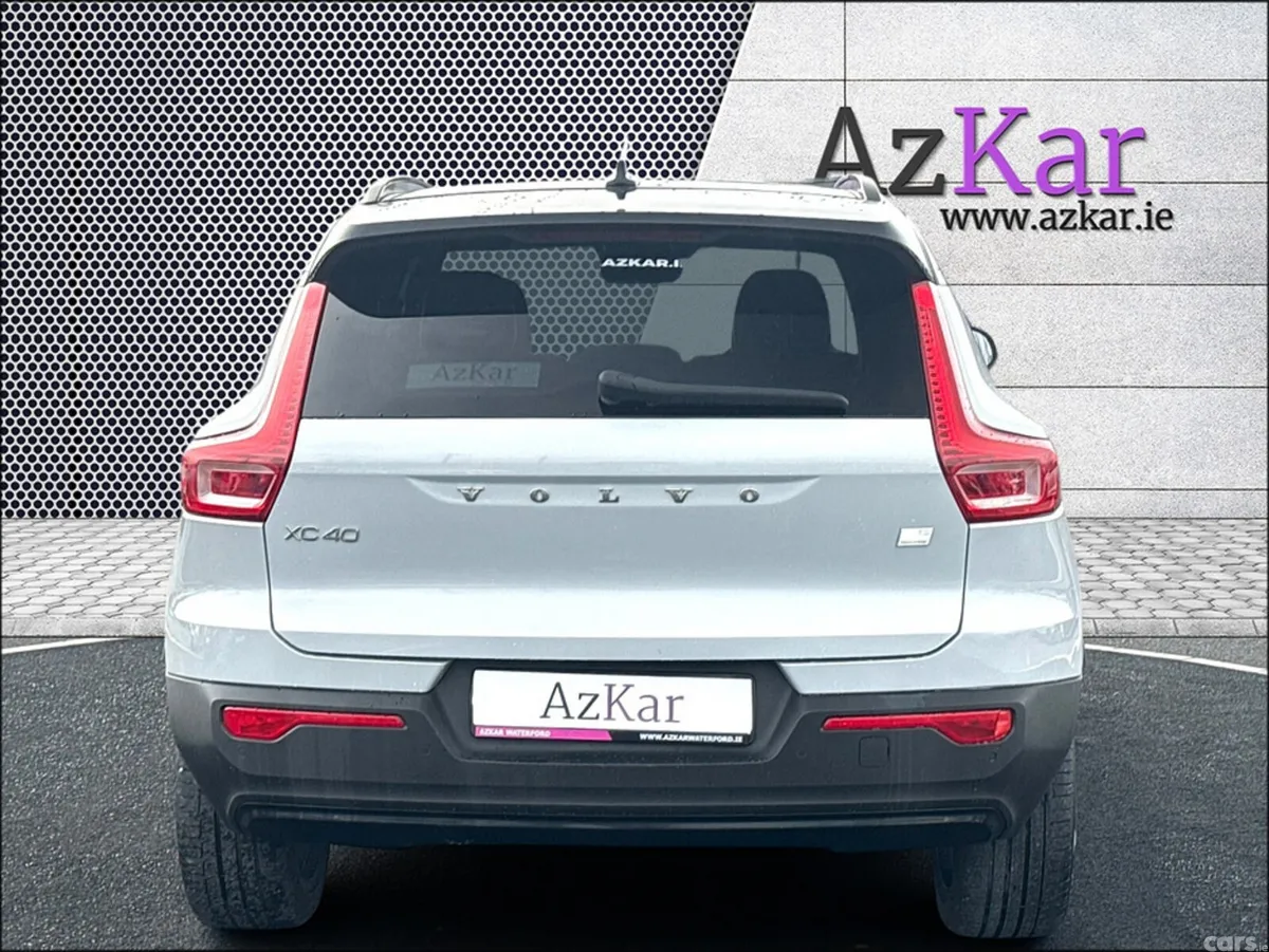 Volvo XC40 SUV, Petrol Plug-in Hybrid, 2022, Grey