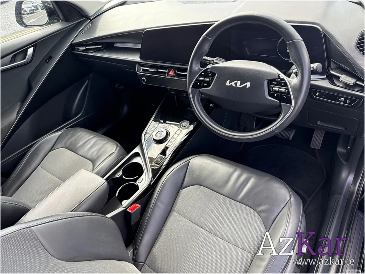 Kia Niro SUV, Electric, 2023, Black