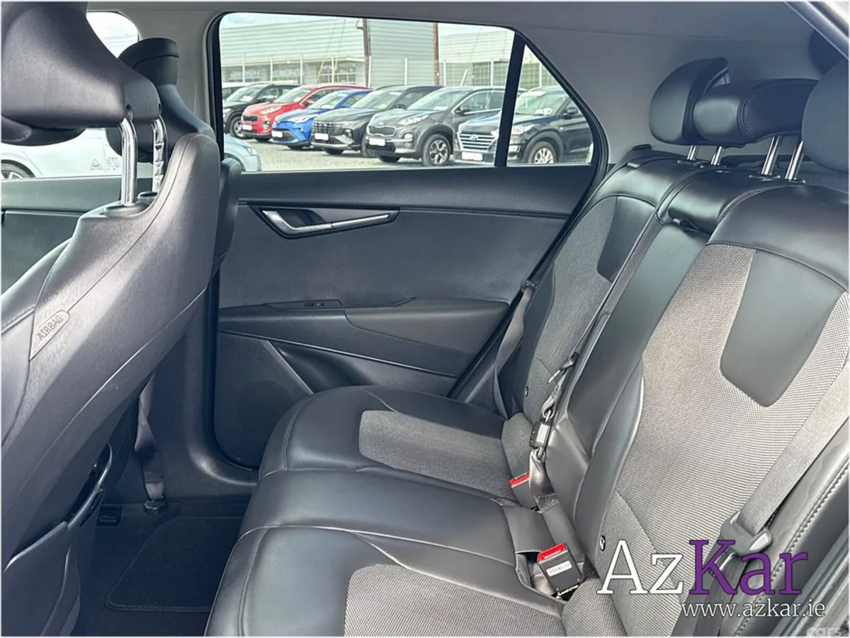 Kia Niro SUV, Electric, 2023, Black