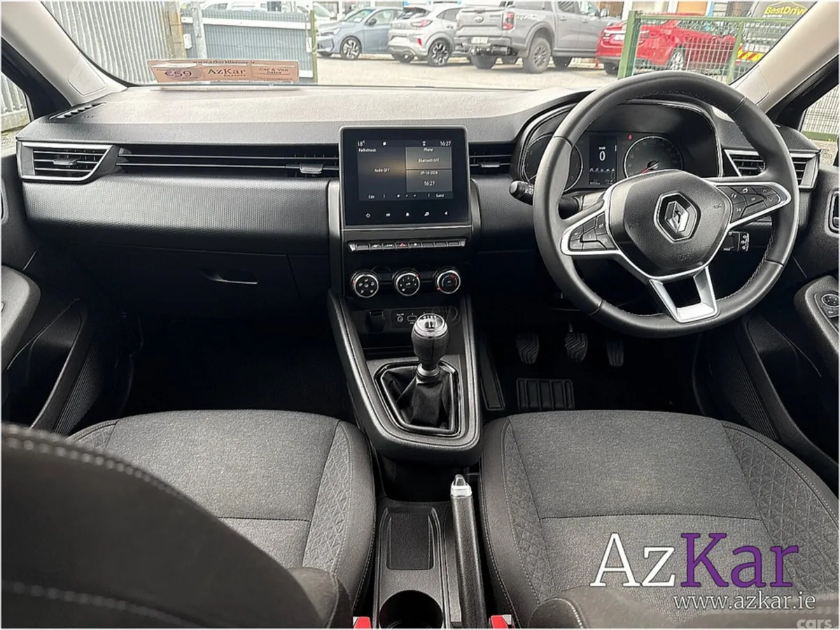 Renault Clio Hatchback, Petrol, 2023, Black