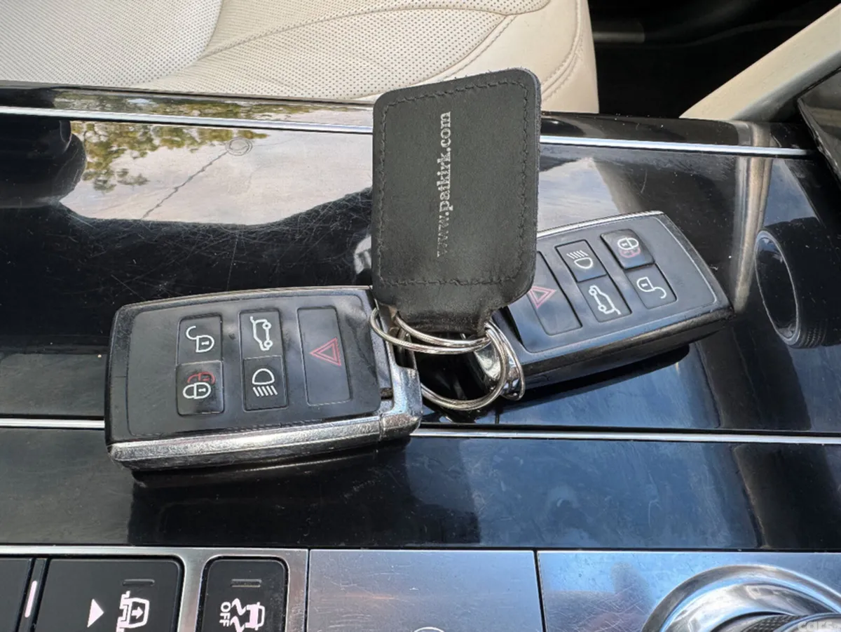 Land Rover Range Rover Estate, Diesel, 2018, Black
