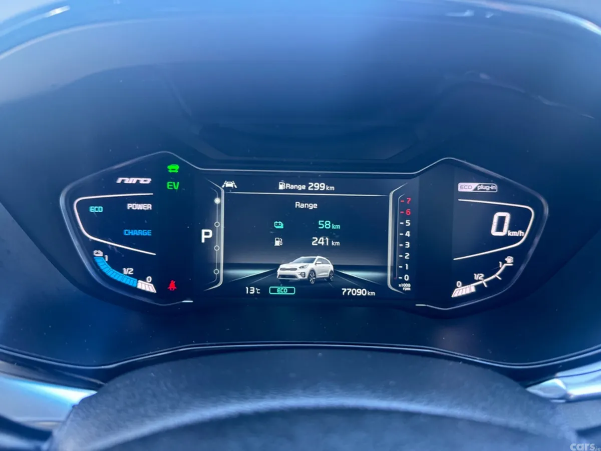 Kia Niro Hatchback, Petrol Plug-in Hybrid, 2021, Blue