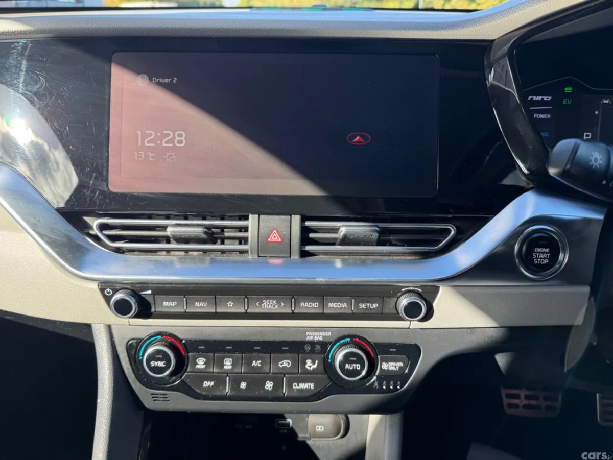 Kia Niro Hatchback, Petrol Plug-in Hybrid, 2021, Blue