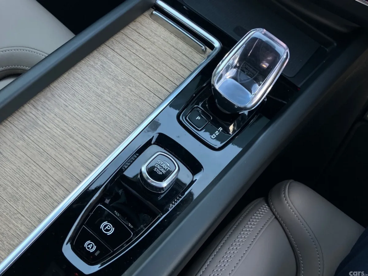 Volvo XC60 SUV, Petrol Plug-in Hybrid, 2026, Silver