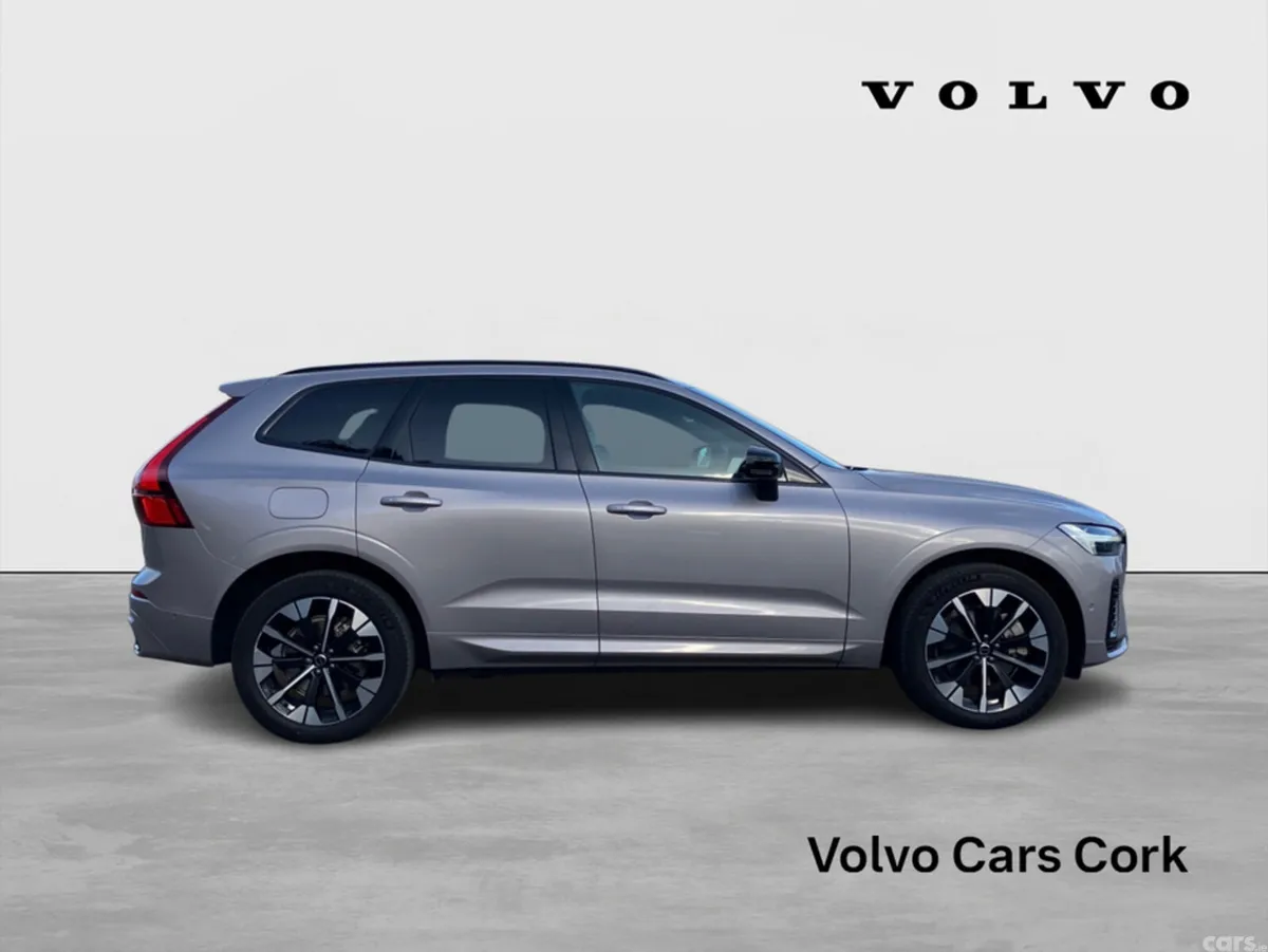 Volvo XC60 SUV, Petrol Plug-in Hybrid, 2026, Silver