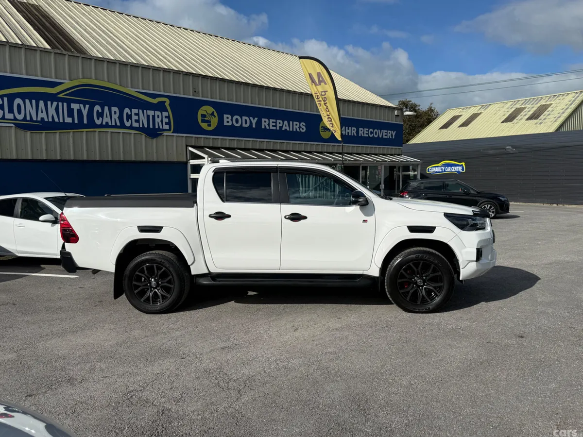 Toyota Hilux Pick Up, Diesel, 2023, White