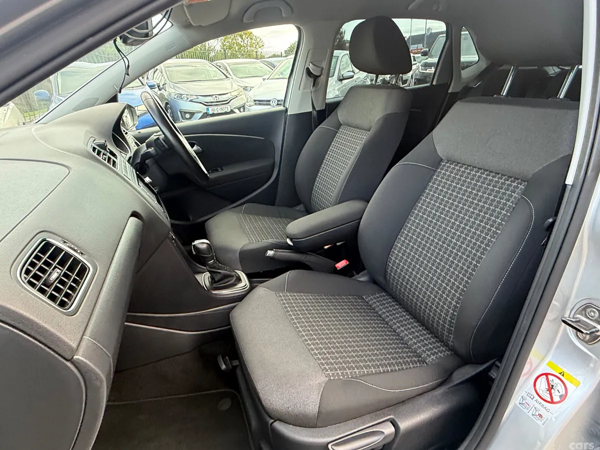Volkswagen Polo Hatchback, Petrol, 2014, Silver