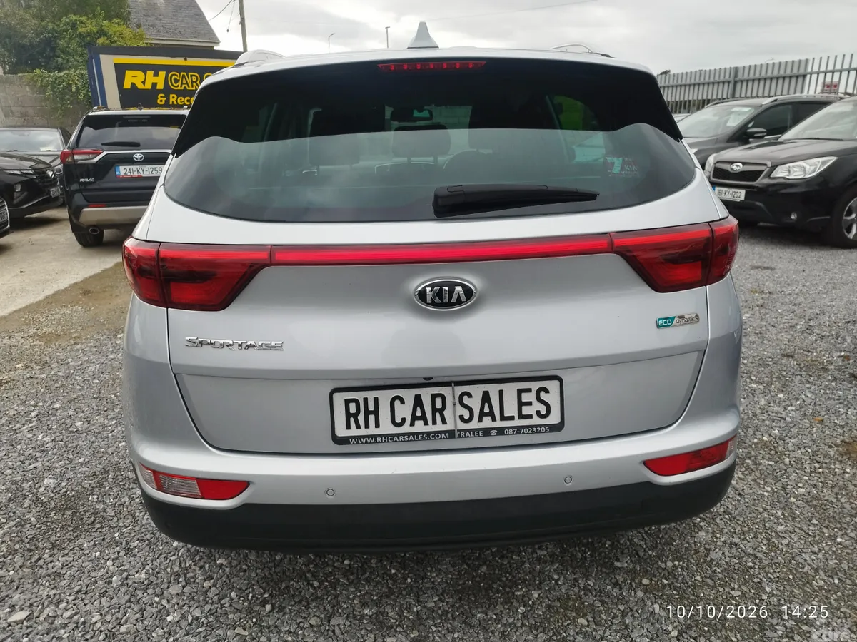 Kia Sportage SUV, Diesel, 2016, Silver