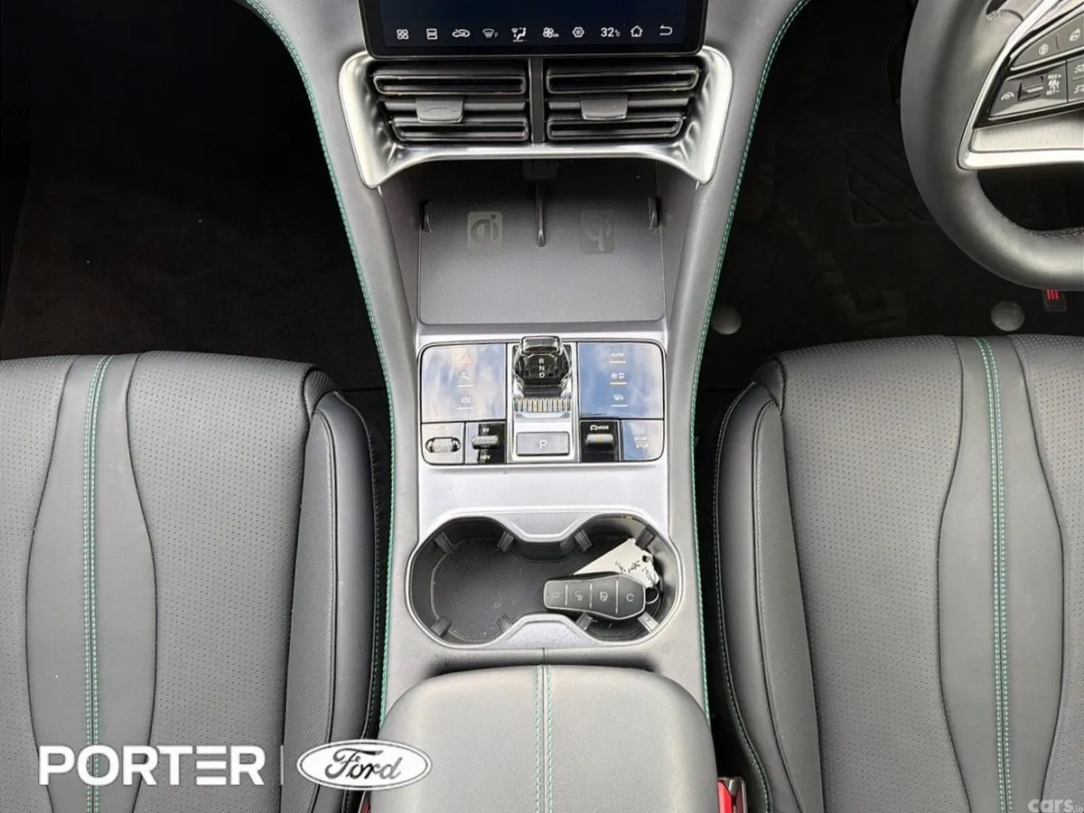 BYD SEAL U SUV, Petrol Hybrid, 2025, Grey