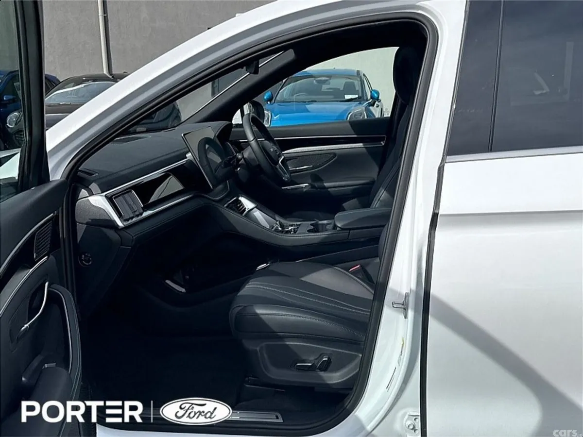 BYD SEAL U SUV, Petrol Hybrid, 2025, White