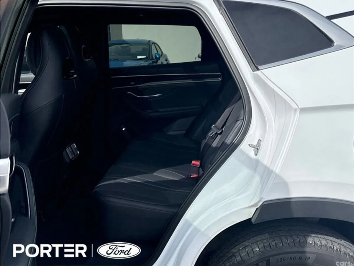BYD SEAL U SUV, Petrol Hybrid, 2025, White