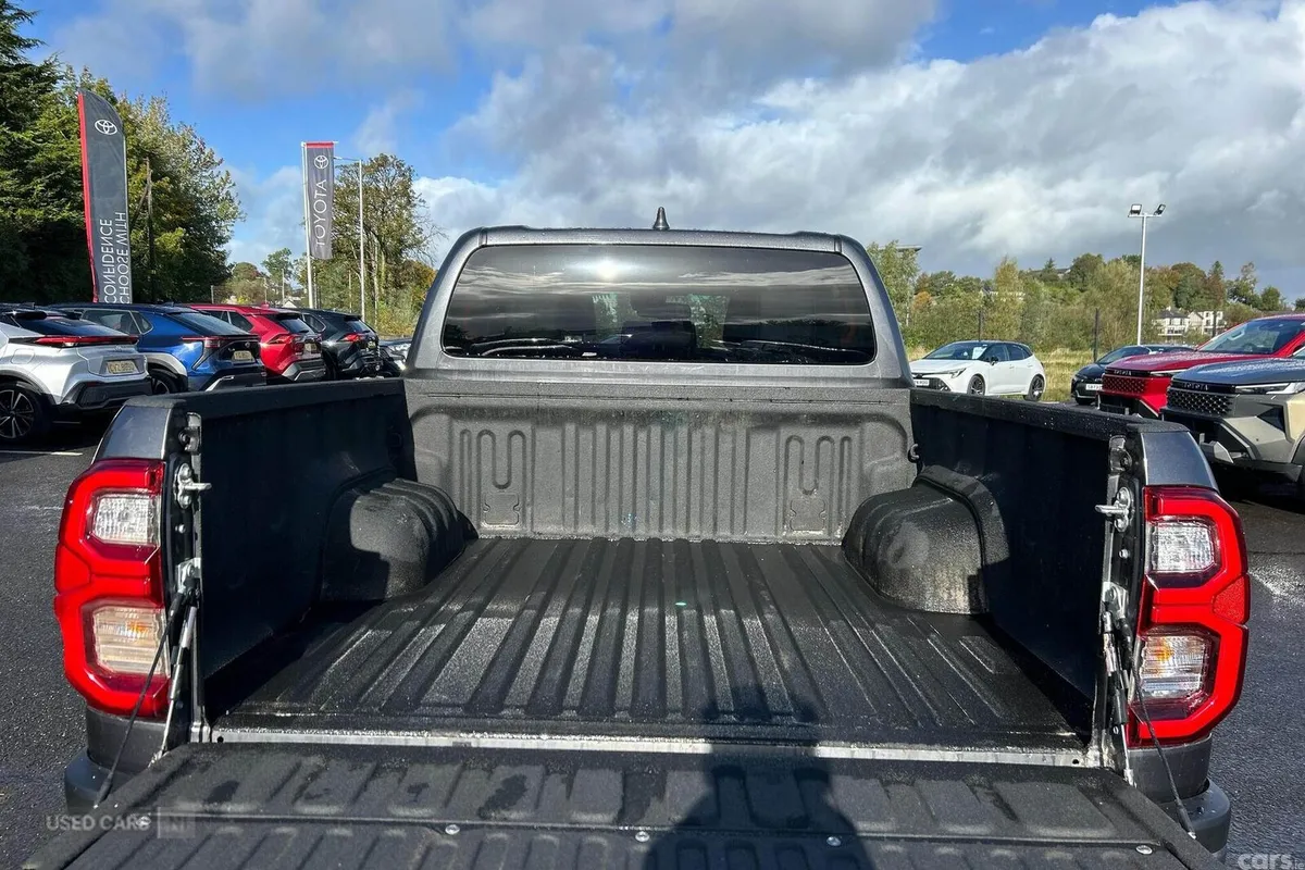Toyota Hilux Pick Up, Diesel Hybrid, 2025, Grey