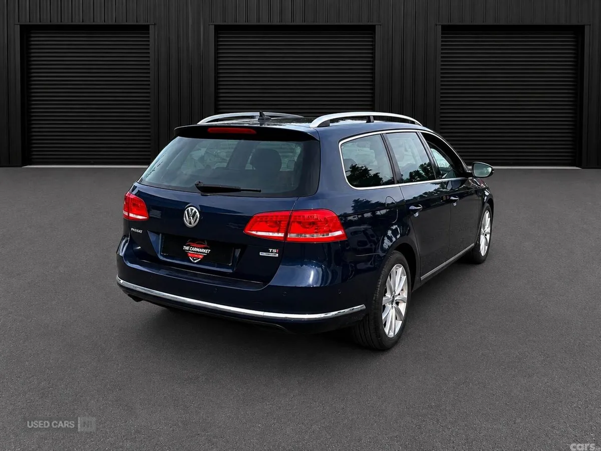 Volkswagen Passat , Petrol, 2014, Blue