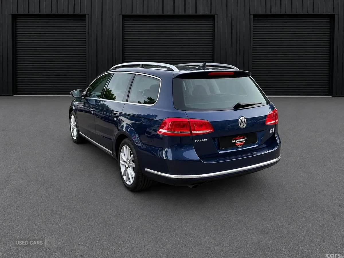 Volkswagen Passat , Petrol, 2014, Blue