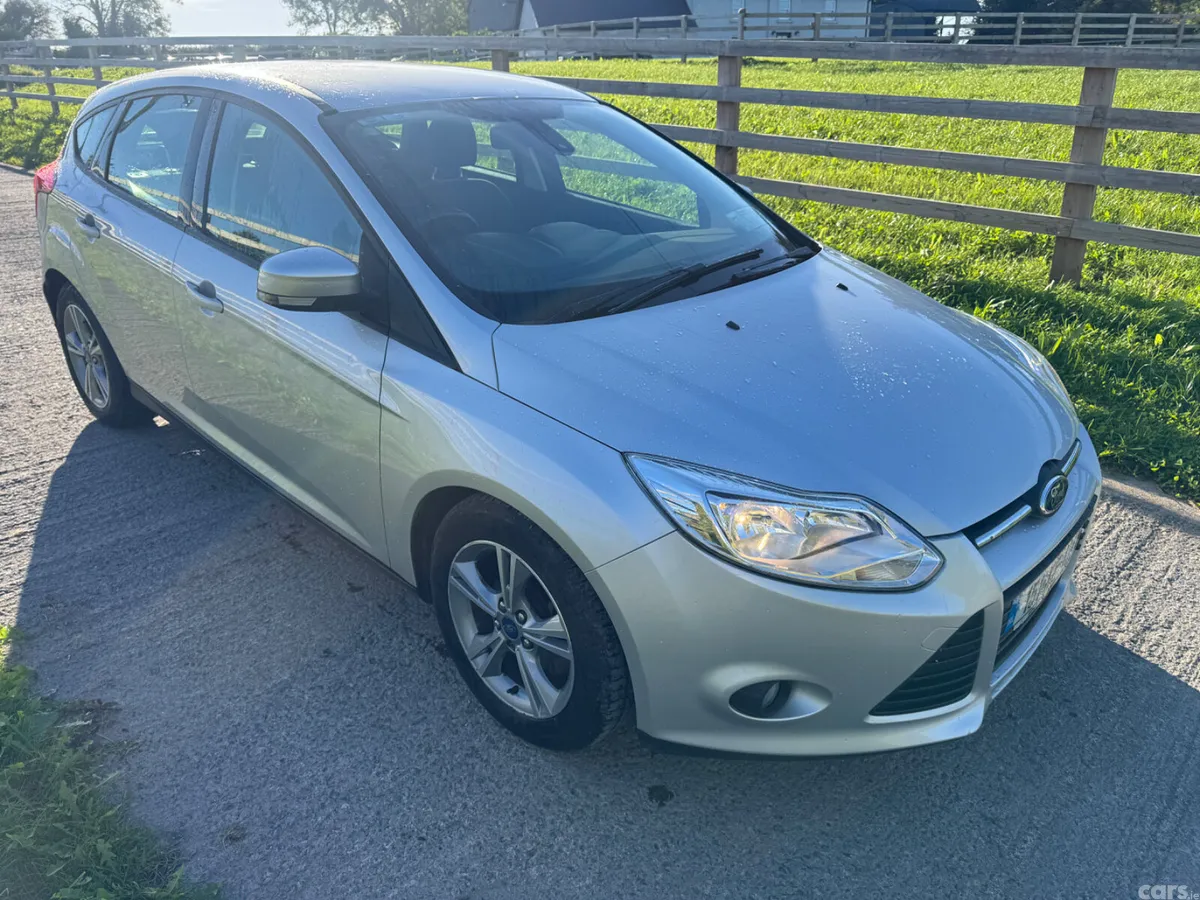 Ford Focus Hatchback, Diesel, 2015, Silver