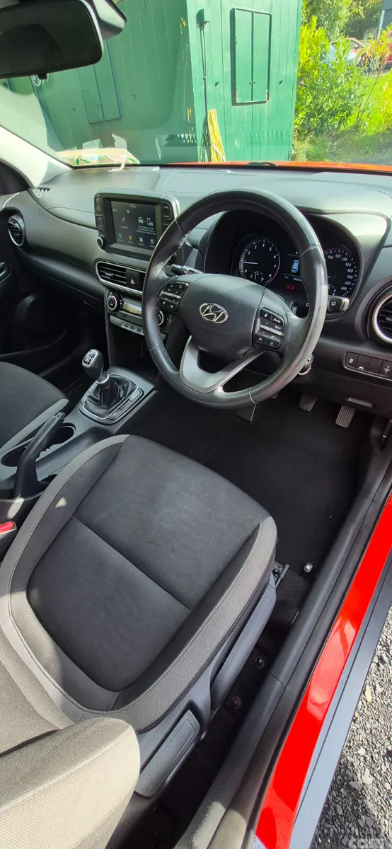 Hyundai KONA MPV, Petrol, 2020, Orange