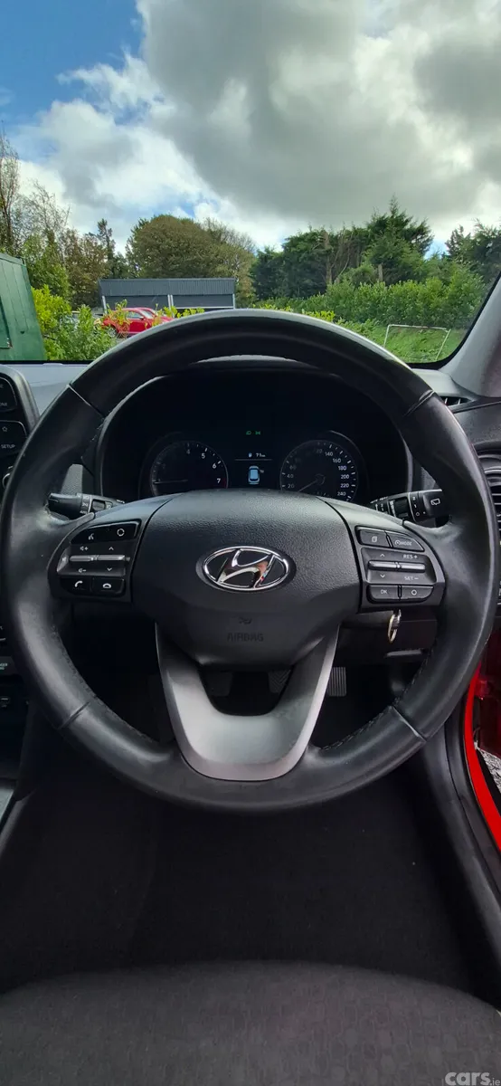 Hyundai KONA MPV, Petrol, 2020, Orange