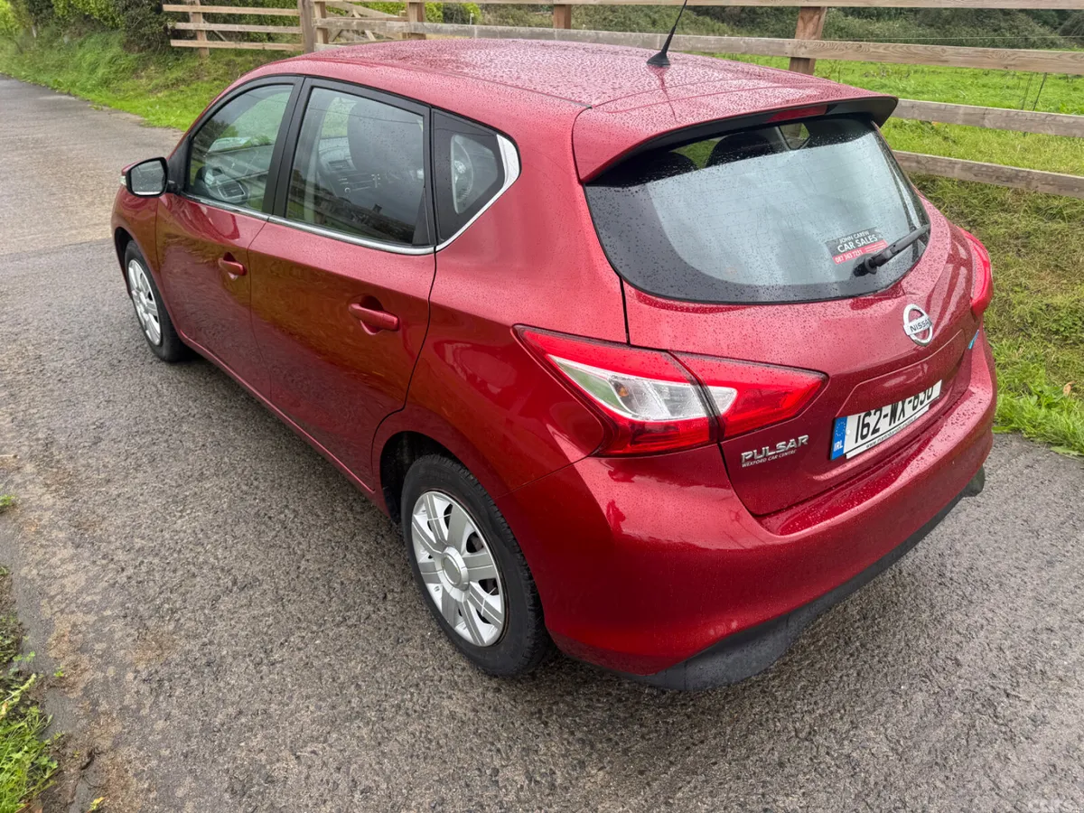Nissan Pulsar Hatchback, Diesel, 2016, Red