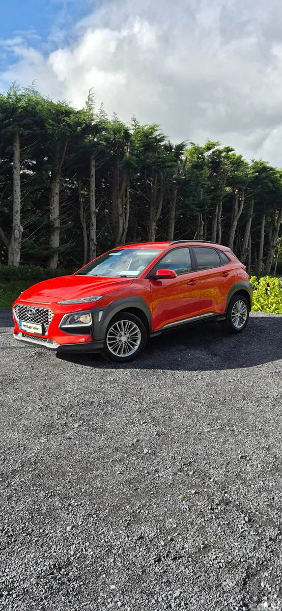 Hyundai KONA MPV, Petrol, 2020, Orange
