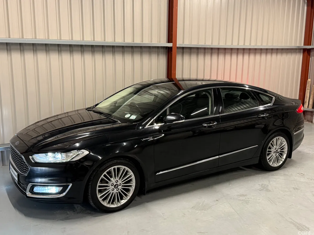 Ford Mondeo Saloon, Diesel, 2016, Black