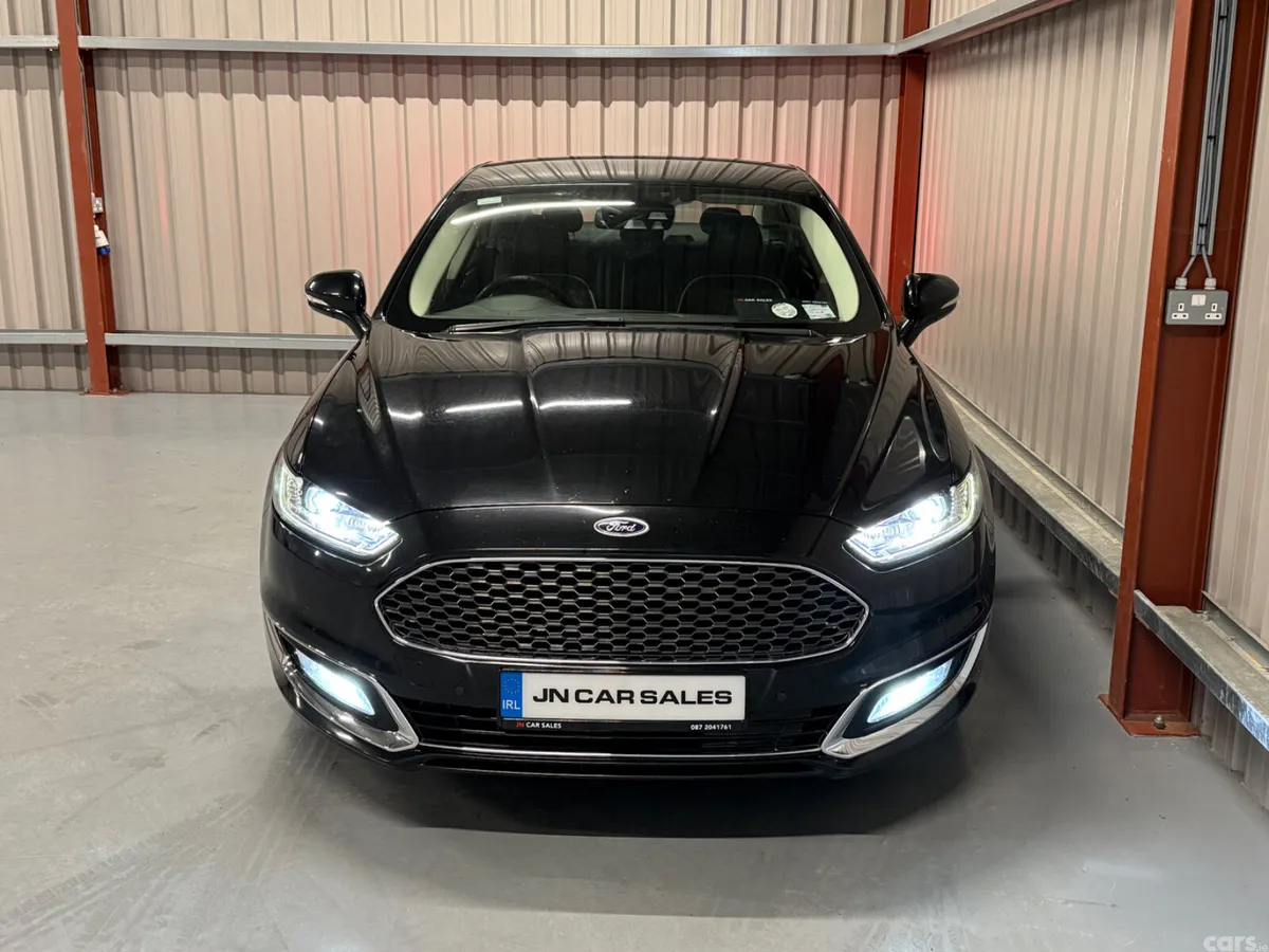 Ford Mondeo Saloon, Diesel, 2016, Black