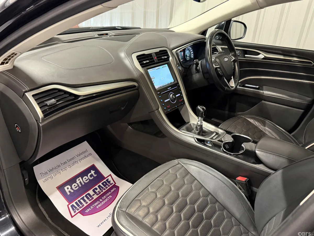 Ford Mondeo Saloon, Diesel, 2016, Black