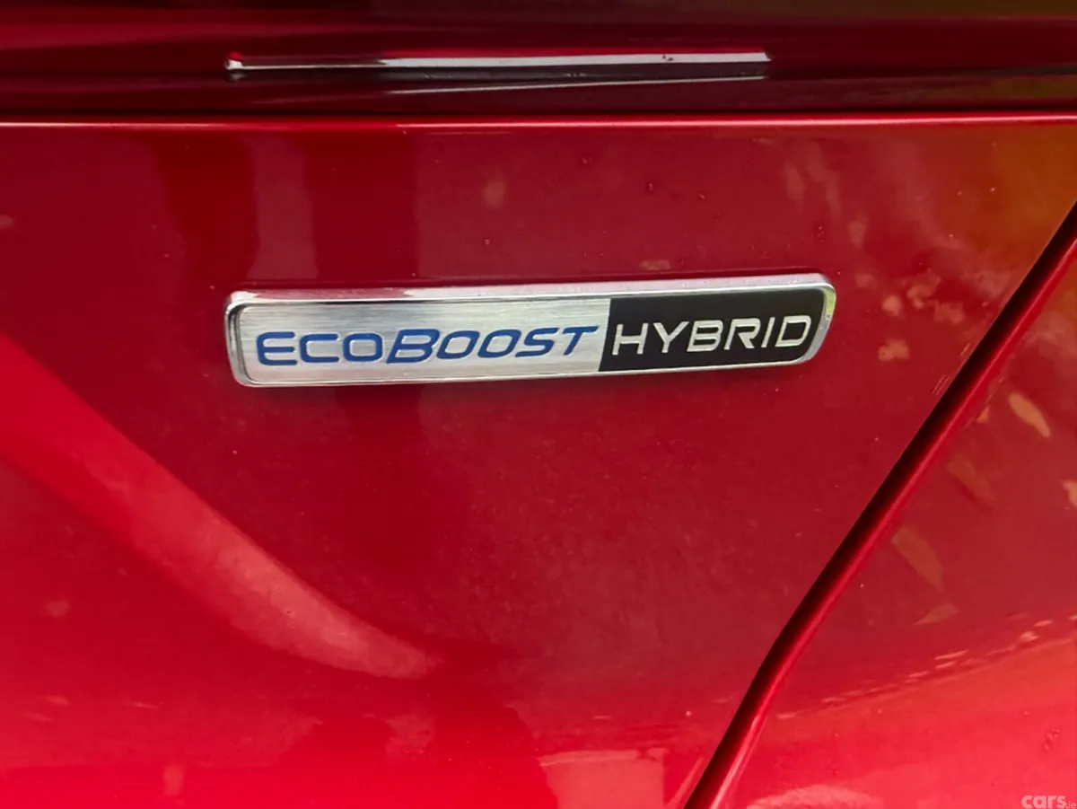 Ford Focus Hatchback, Petrol Hybrid, 2023, Red