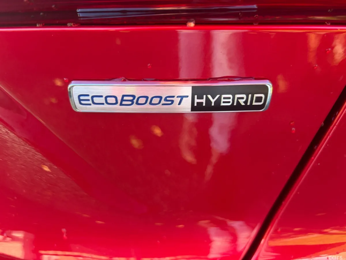 Ford Focus Hatchback, Petrol Hybrid, 2023, Red