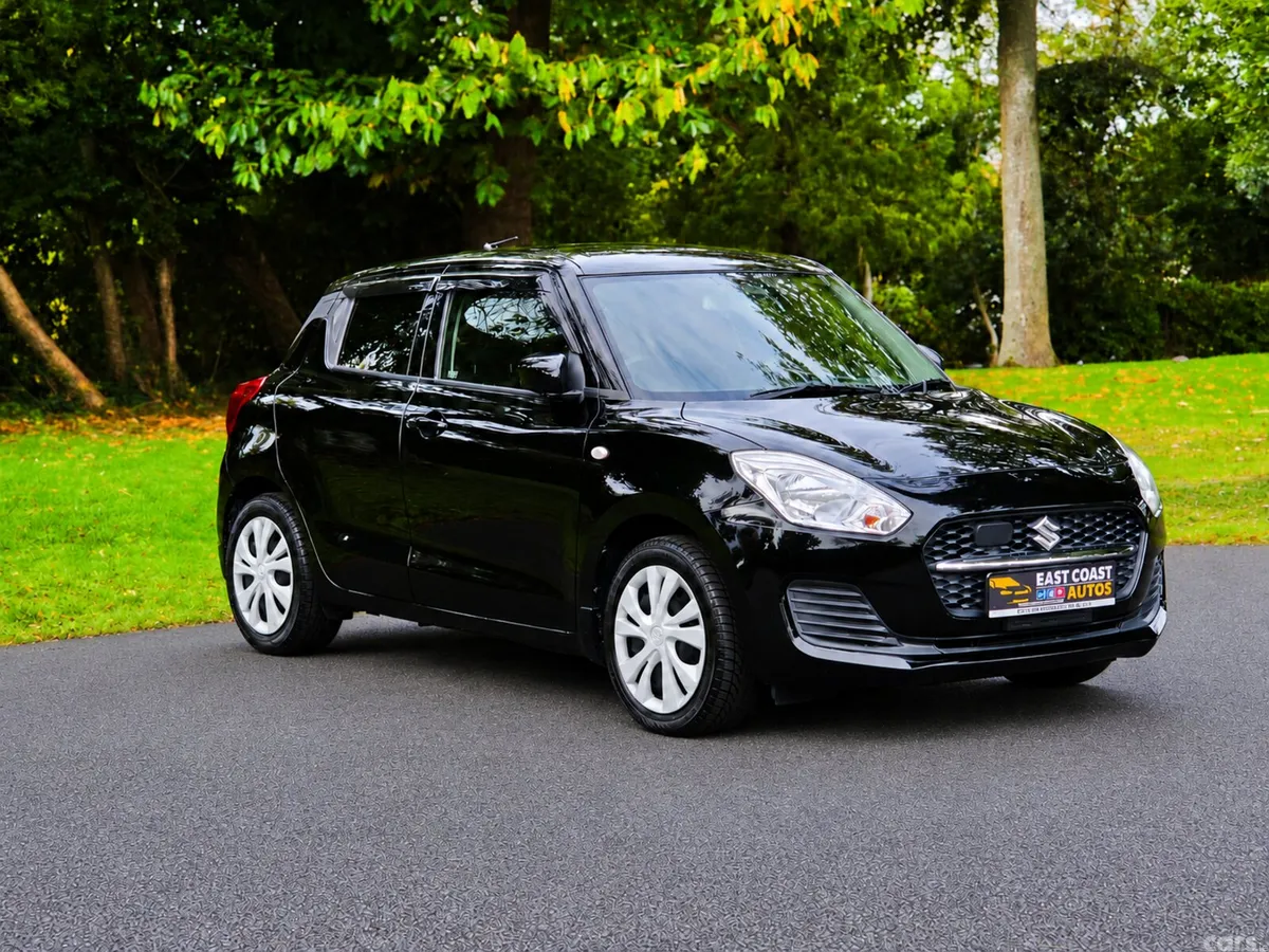 Suzuki Swift Hatchback, Petrol, 2021, Black