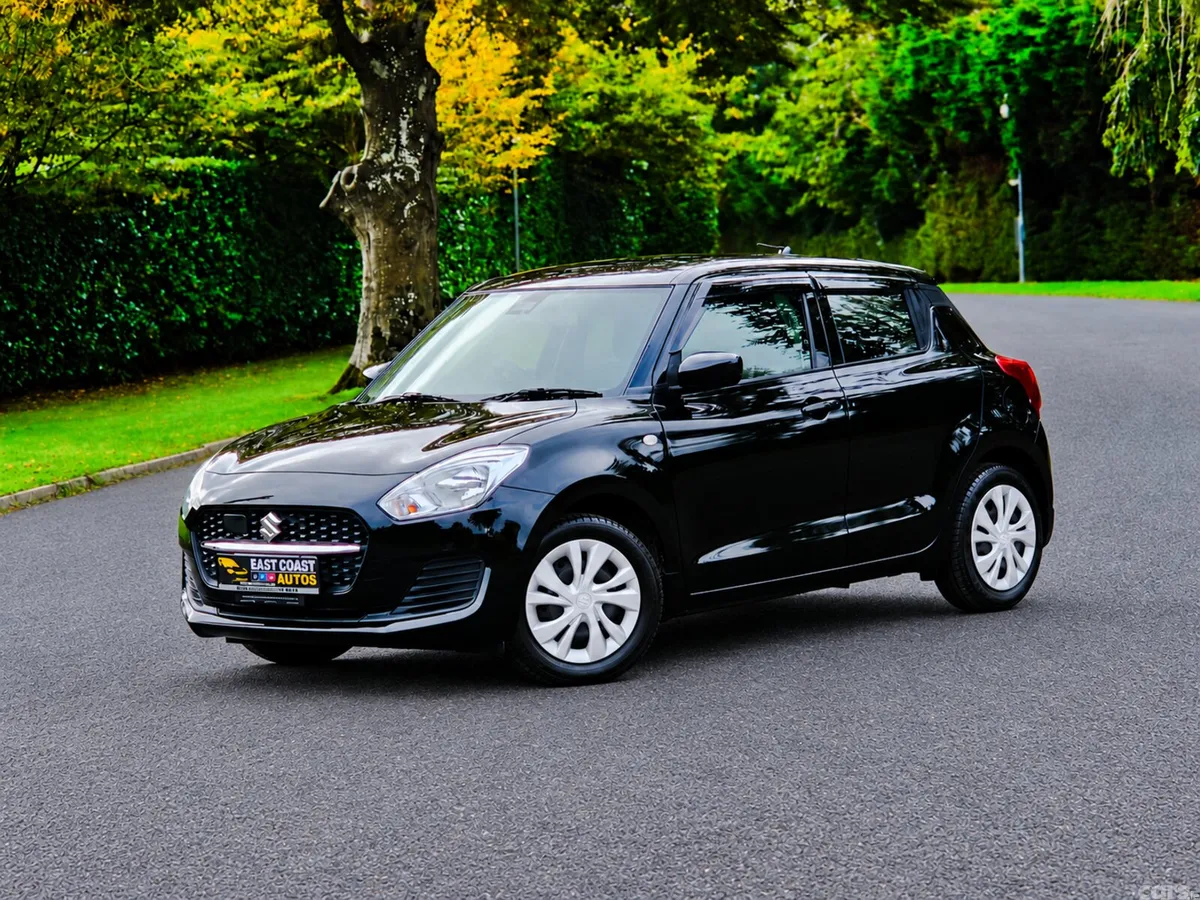 Suzuki Swift Hatchback, Petrol, 2021, Black