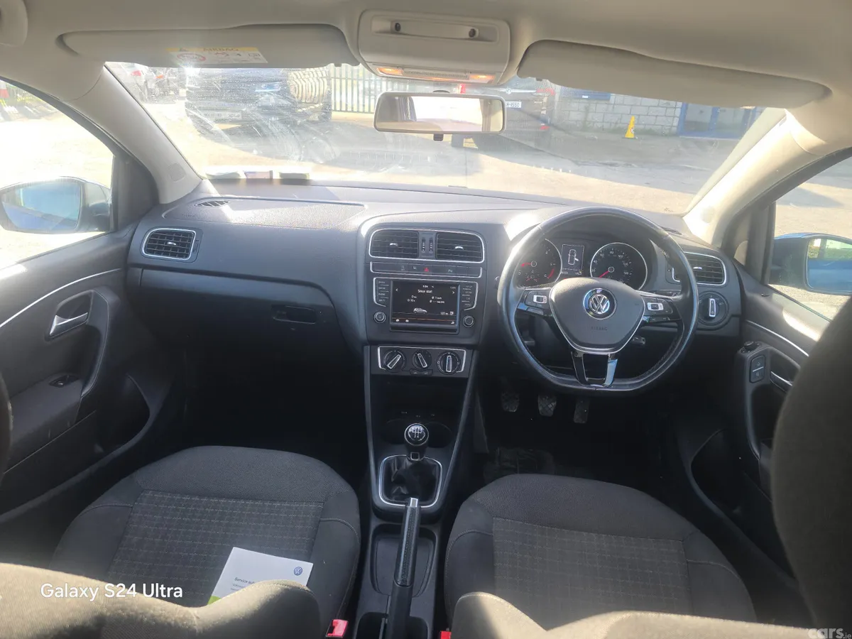 Volkswagen Polo Hatchback, Diesel, 2016, Blue